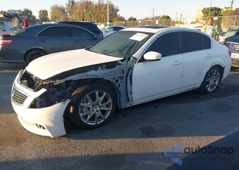 2013 Infiniti G37 Journey z USA, uszkodzony, nr VIN JN1CV6AP0DM711938